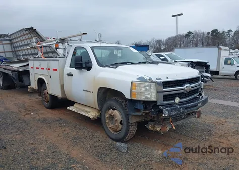 2009 Chevrolet Silverado 3500Hd Work Truck z USA, uszkodzony, nr VIN 1GBHC74K49F148004